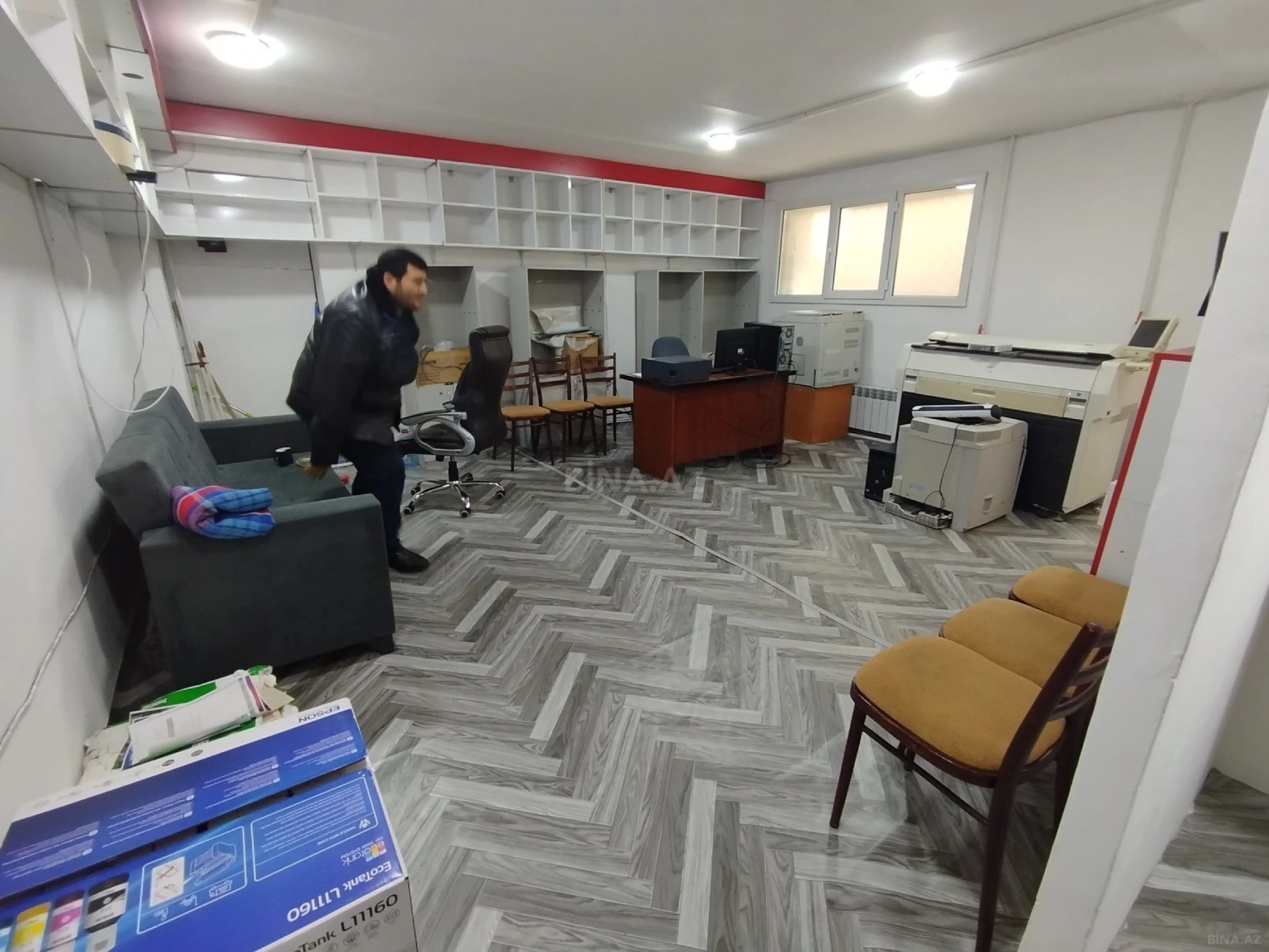 Satılır obyekt 237 m²