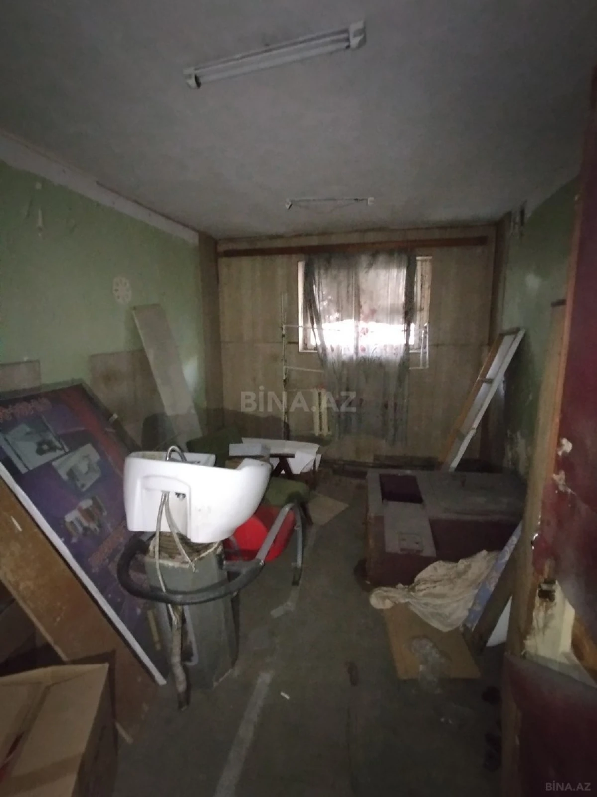 Satılır obyekt 237 m²