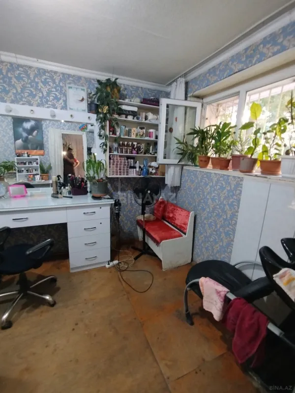 Satılır obyekt 237 m²