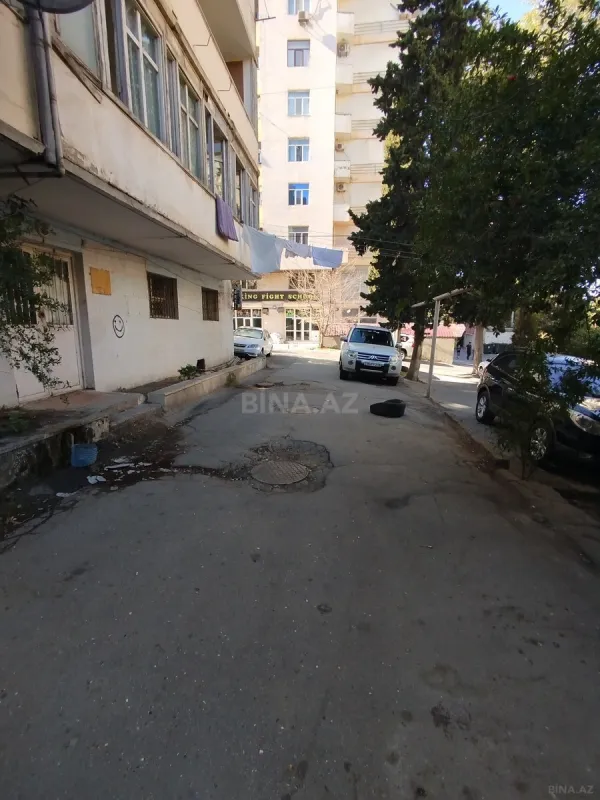 Satılır obyekt 237 m²