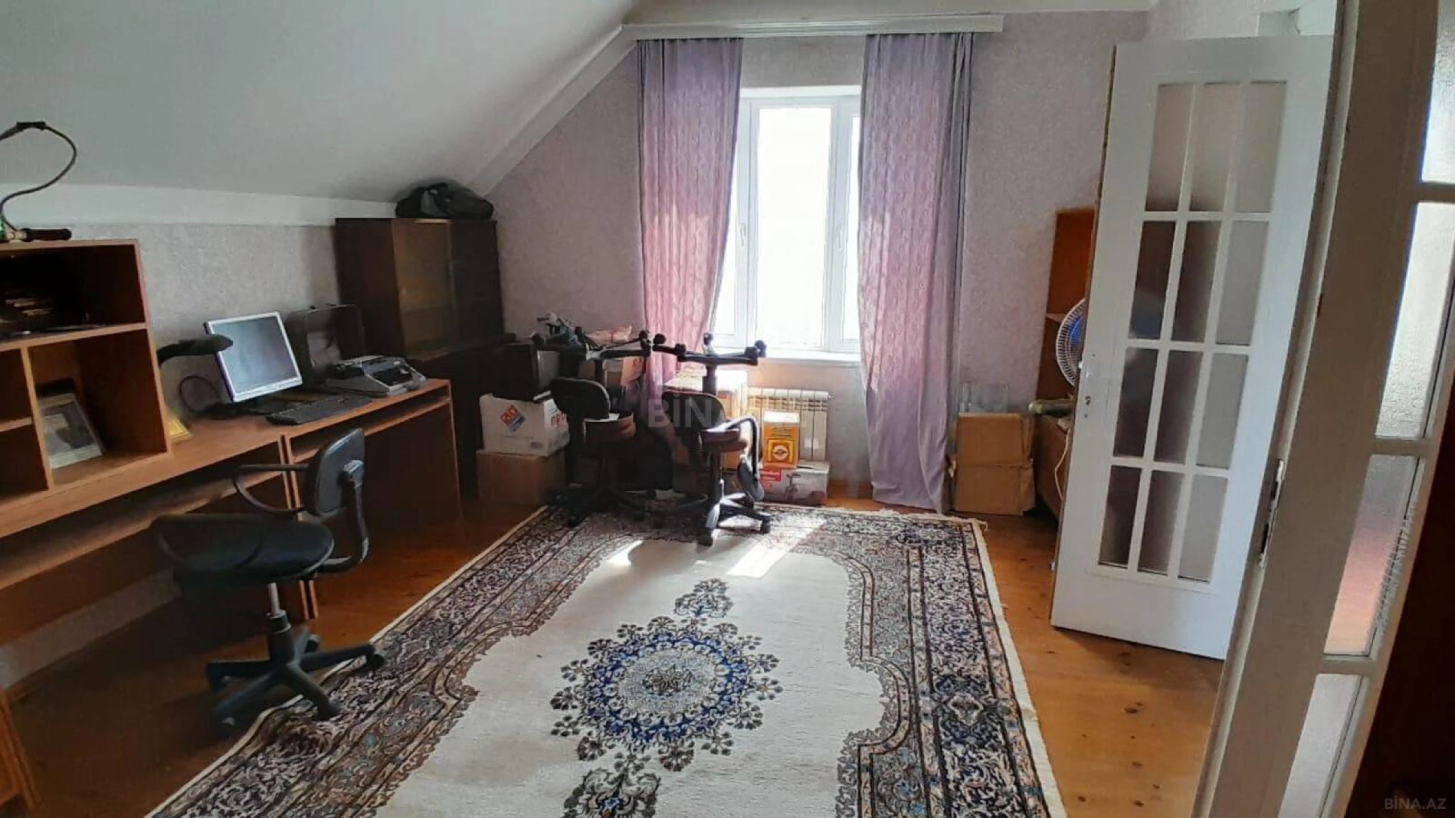 Satılır 5 otaqlı həyət evi 200 m²