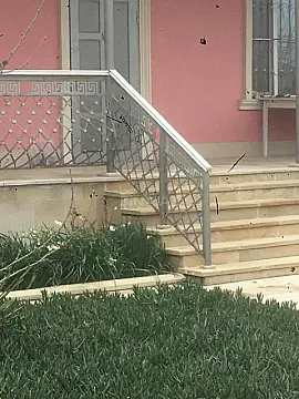 Satılır 5 otaqlı həyət evi 200 m²