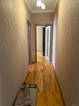 Satılır 4 otaqlı mənzil 110 m²