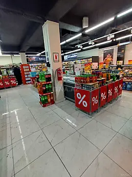 Satılır obyekt 400 m² — Bakı, Memar Əcəmi yanı 400.00 m²