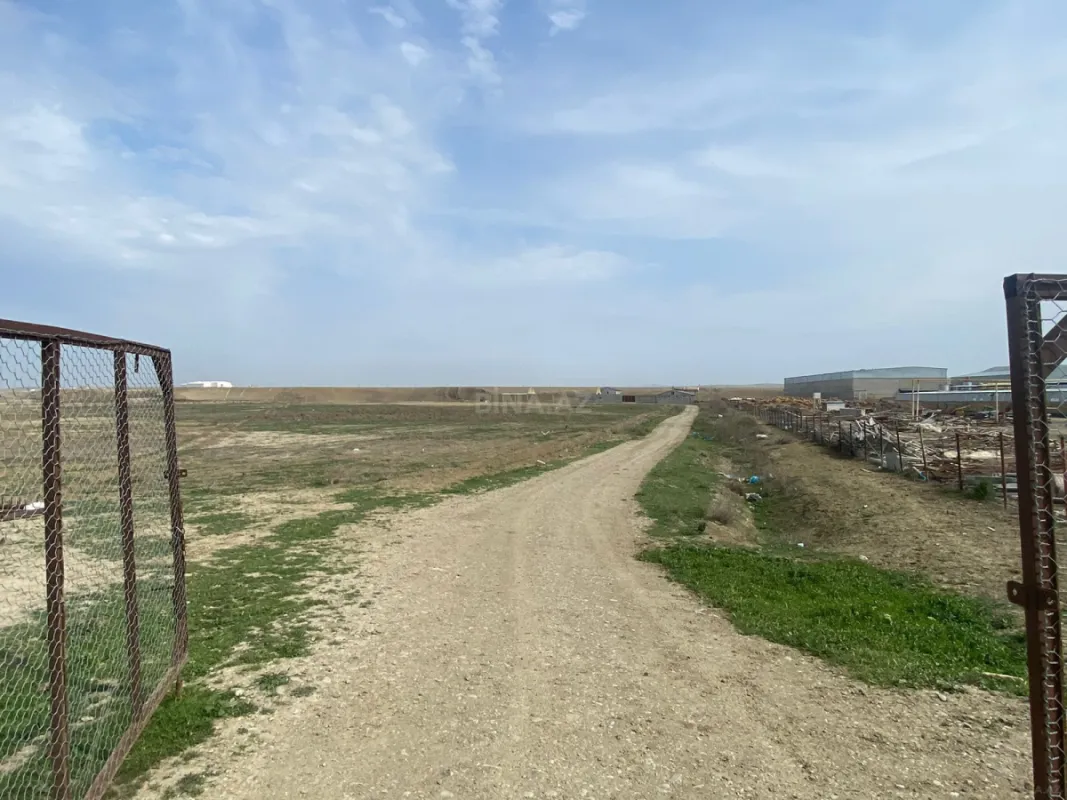 Satılır obyekt 3000 m²