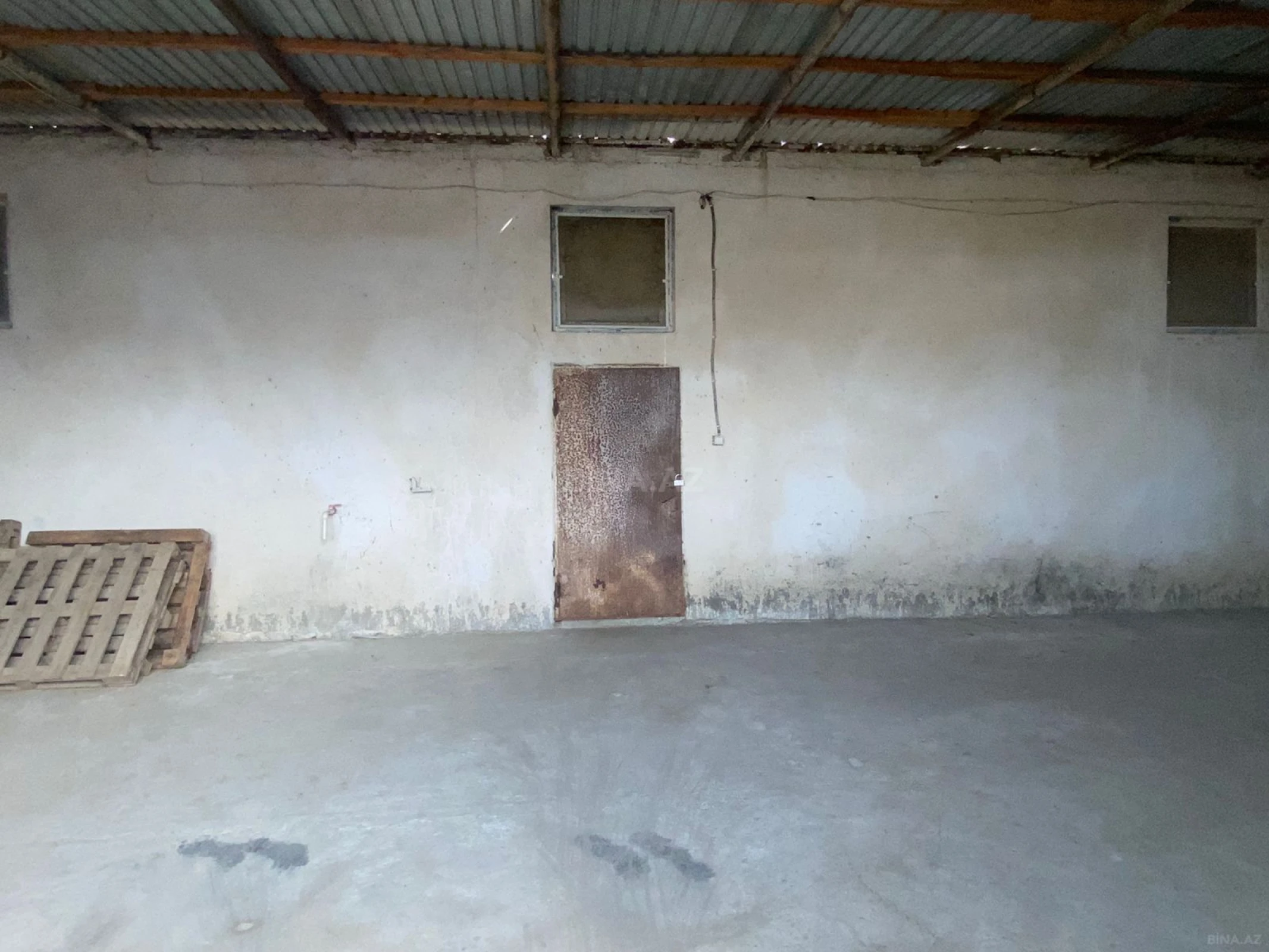 Satılır obyekt 3000 m²