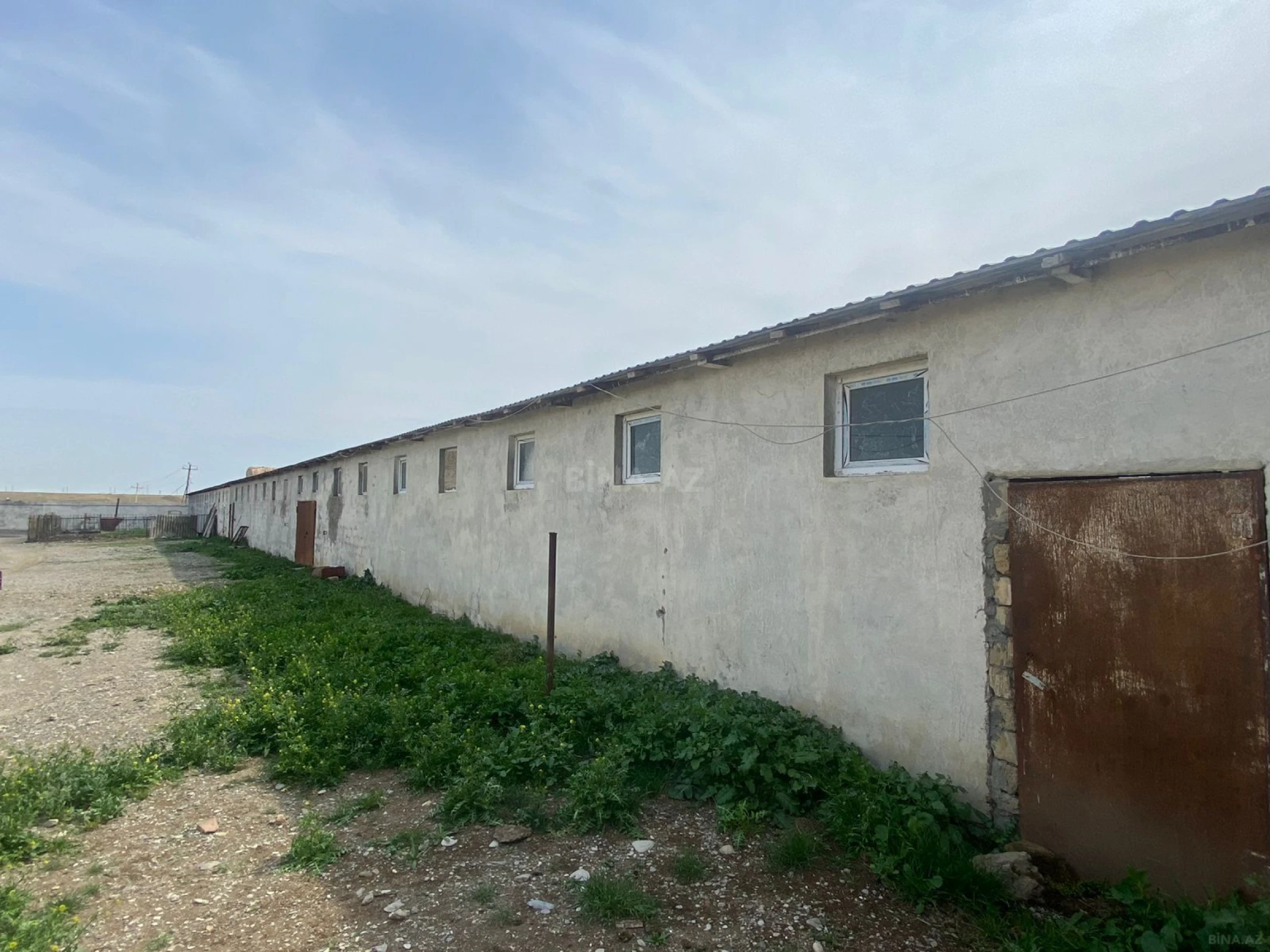 Satılır obyekt 3000 m²