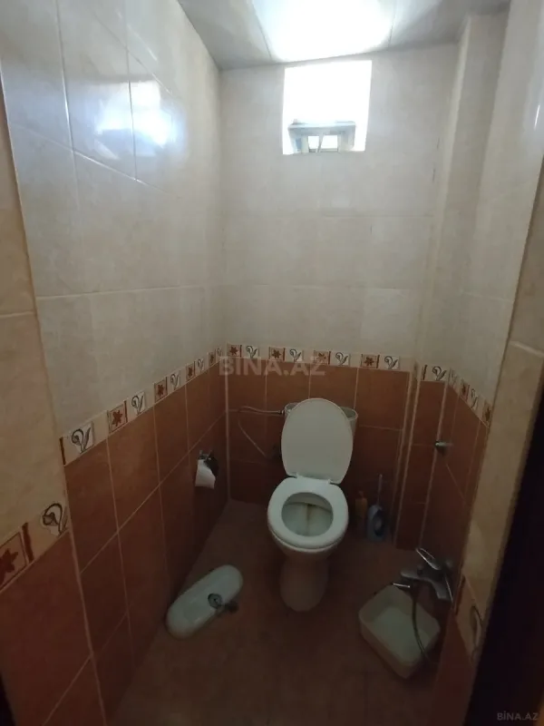 Satılır 5 otaqlı həyət evi 200 m²