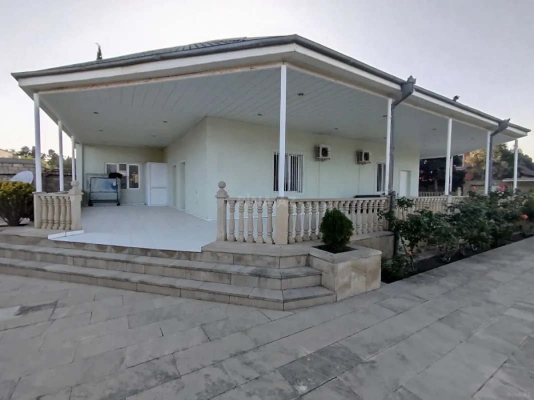 Satılır 4 otaqlı həyət evi 130 m²