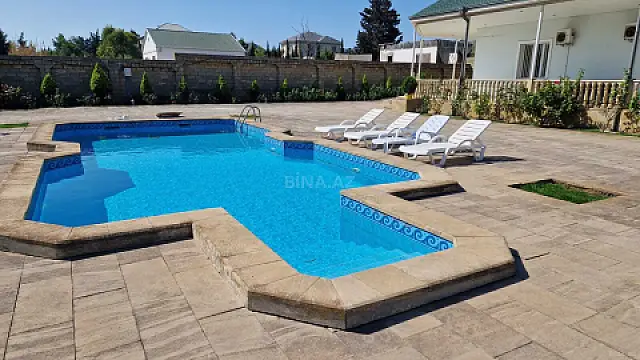 Satılır 4 otaqlı həyət evi 130 m²