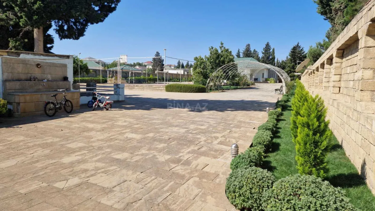 Satılır 4 otaqlı həyət evi 130 m²