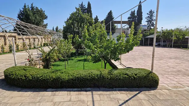 Satılır 4 otaqlı həyət evi 130 m²