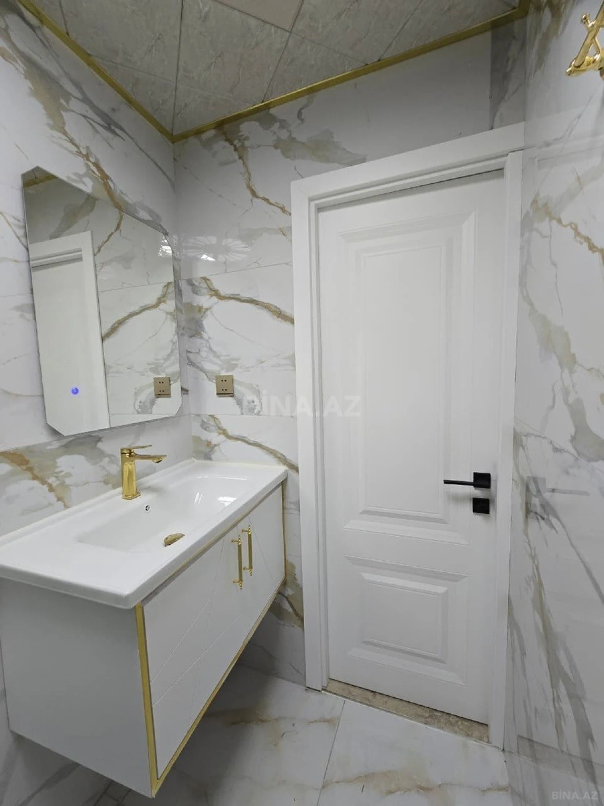 Satılır 2 otaqlı mənzil 60 m²