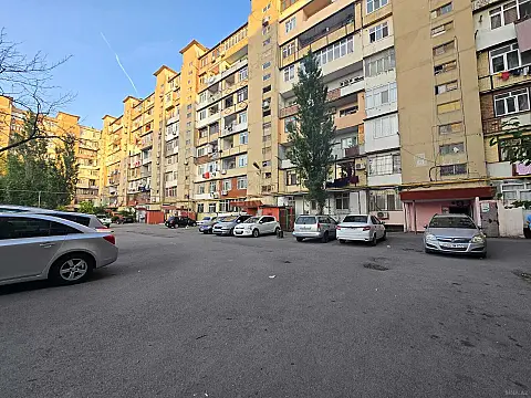 Satılır 2 otaqlı mənzil 60 m² — Bakı, Bakıxanov 2 otaq 60.00 m²