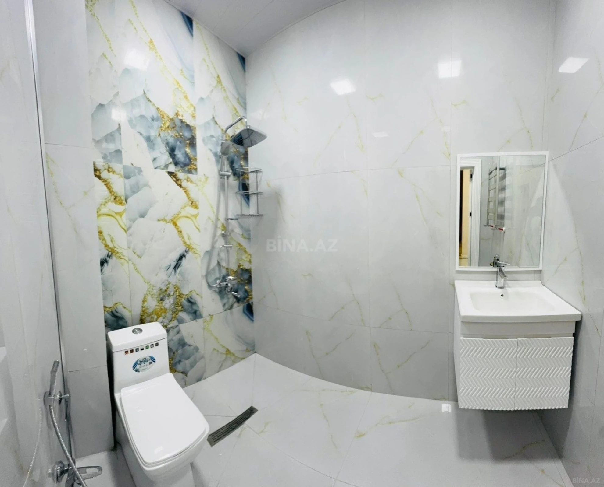 Satılır 6 otaqlı həyət evi 220 m²