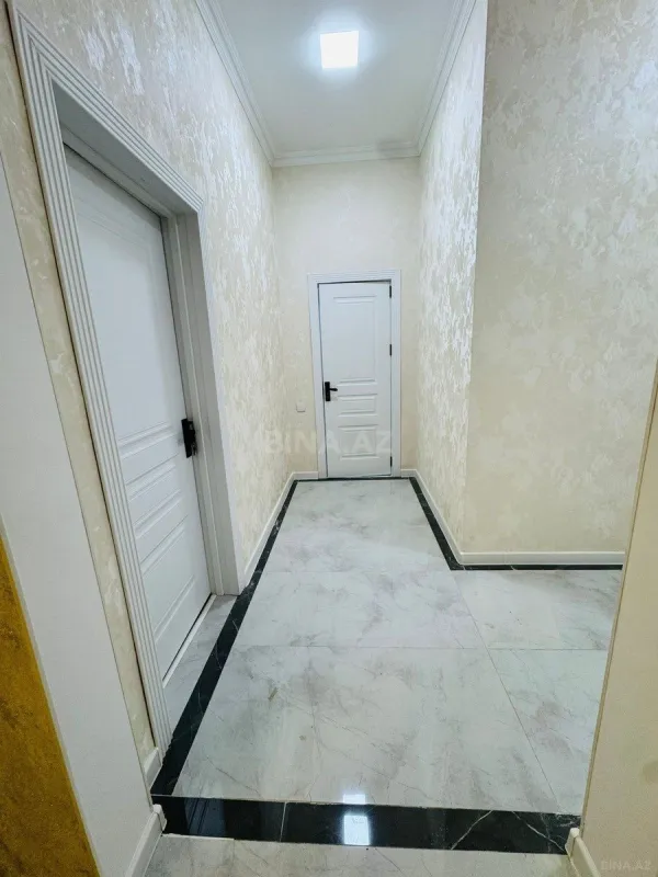 Satılır 6 otaqlı həyət evi 220 m²