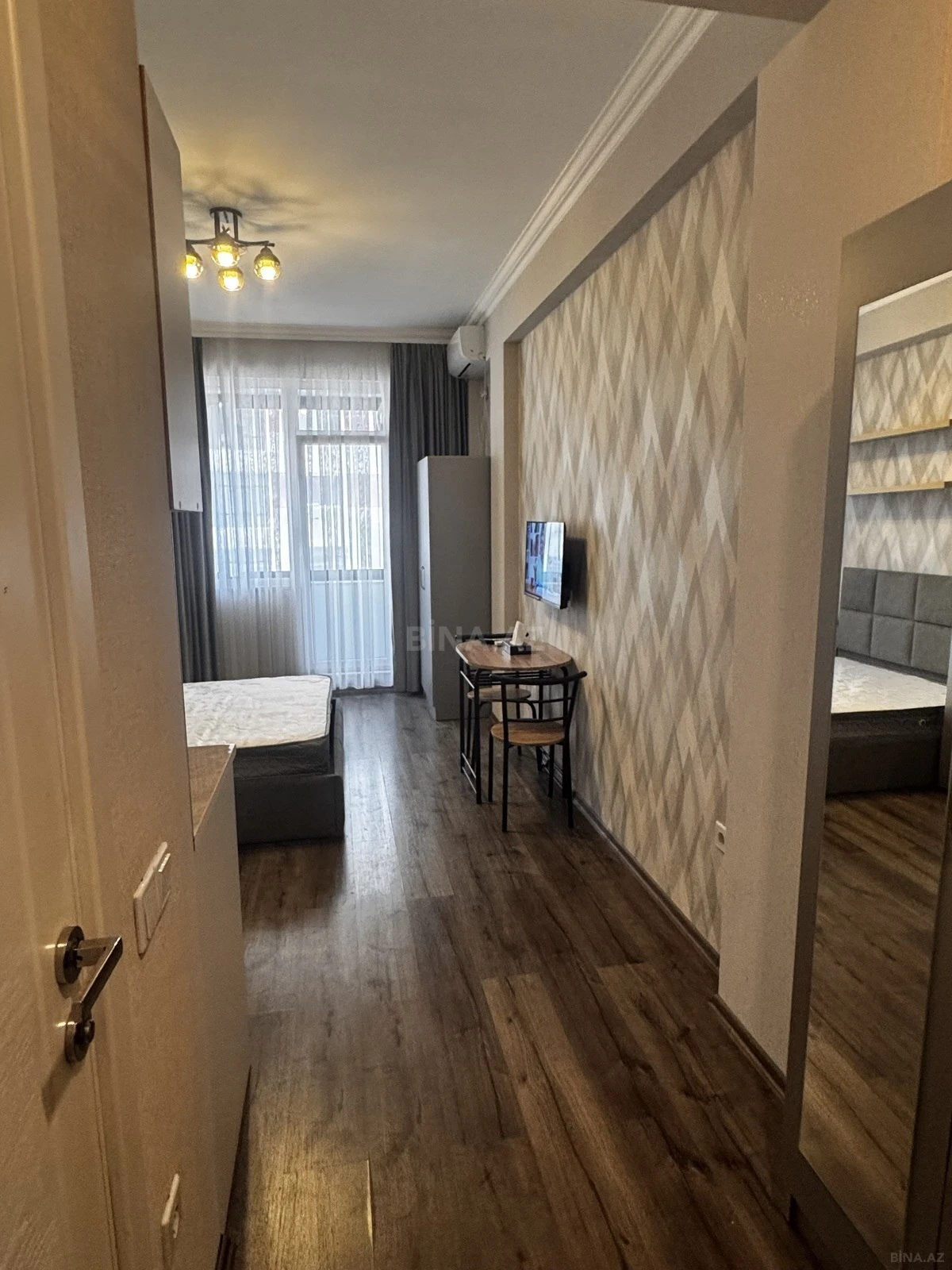 Satılır 1 otaqlı mənzil 30.4 m²