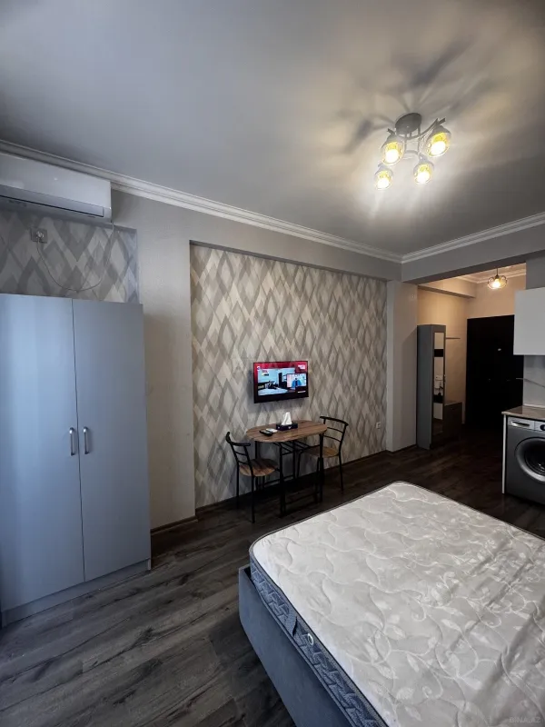 Satılır 1 otaqlı mənzil 30.4 m²