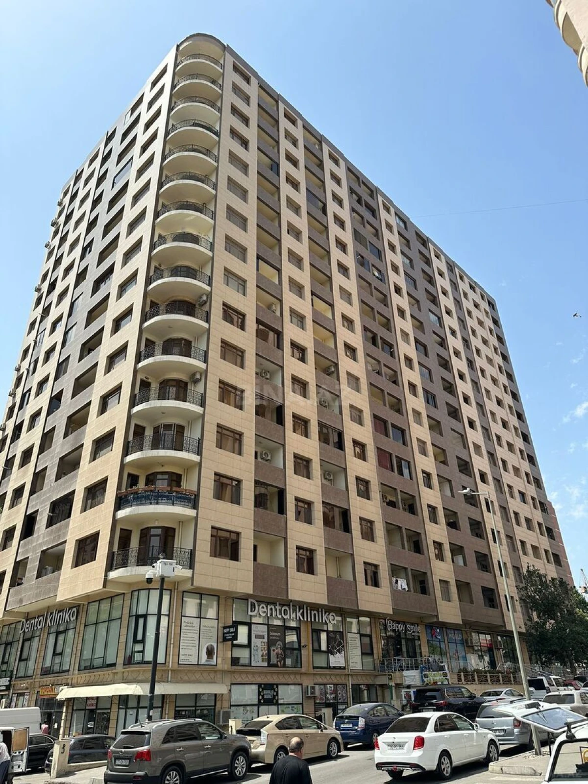 Satılır 2 otaqlı mənzil 70 m²