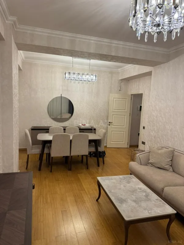 Satılır 2 otaqlı mənzil 72 m²