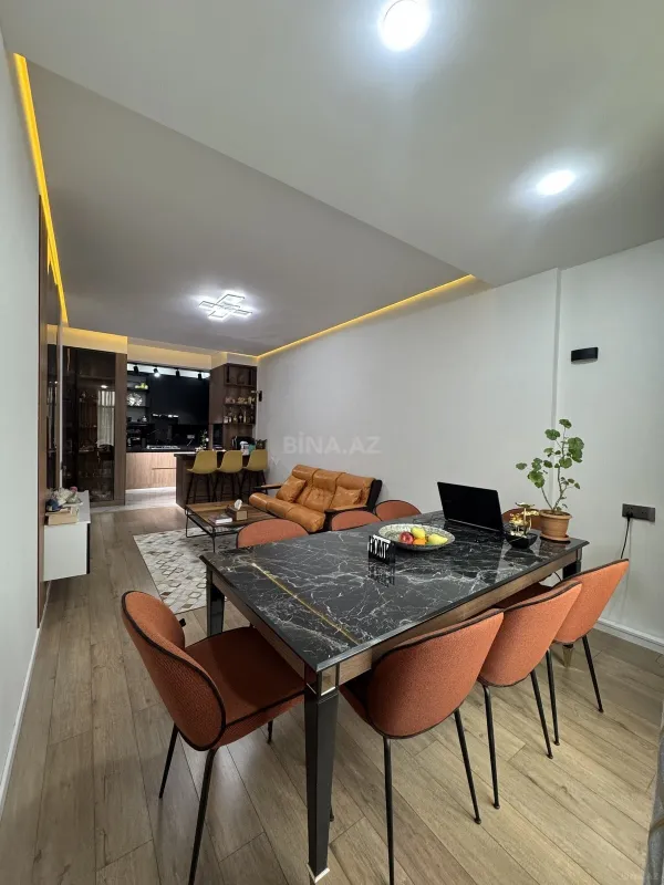 Satılır 3 otaqlı mənzil 103 m²