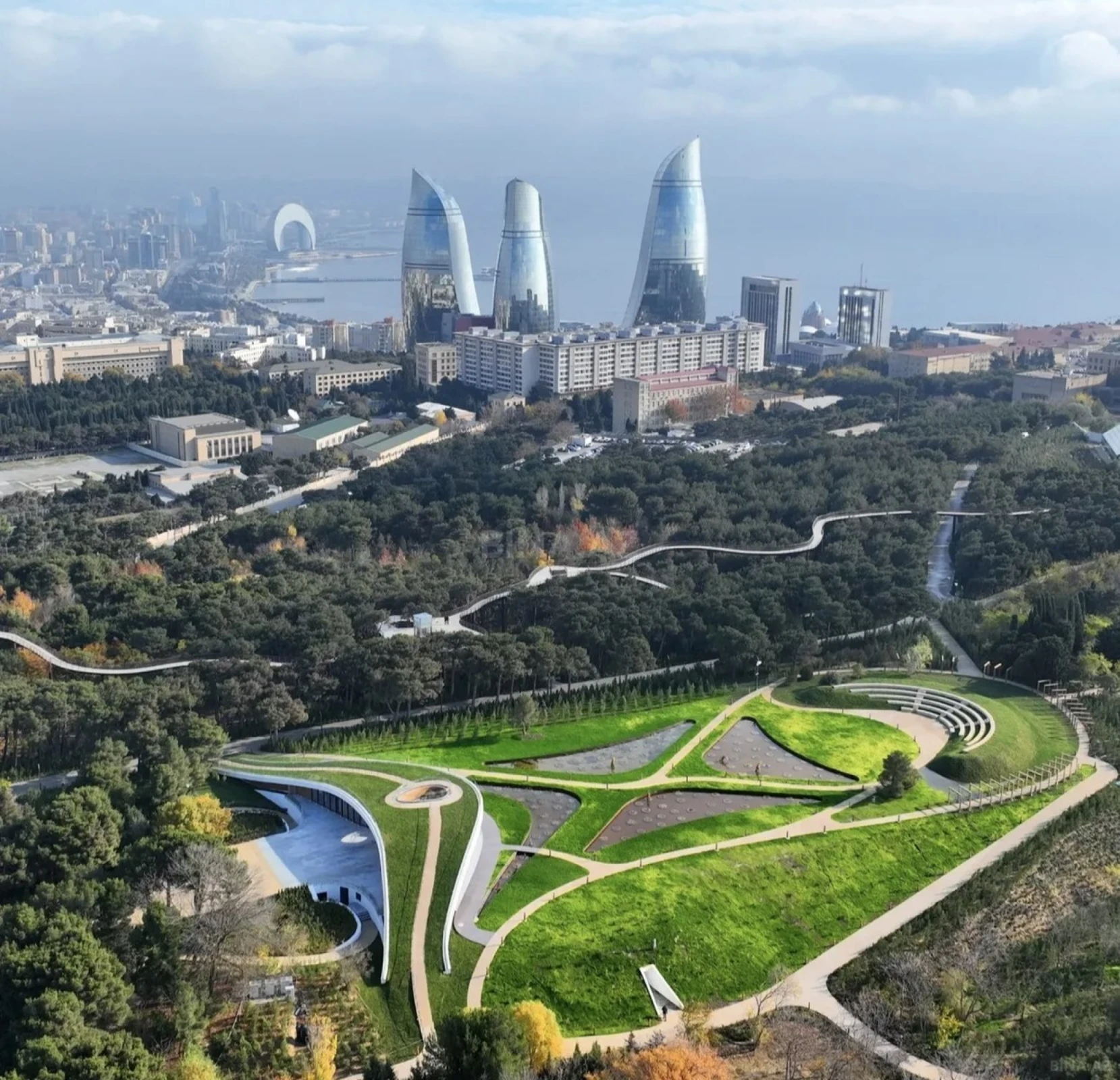 Satılır 3 otaqlı mənzil 103 m²