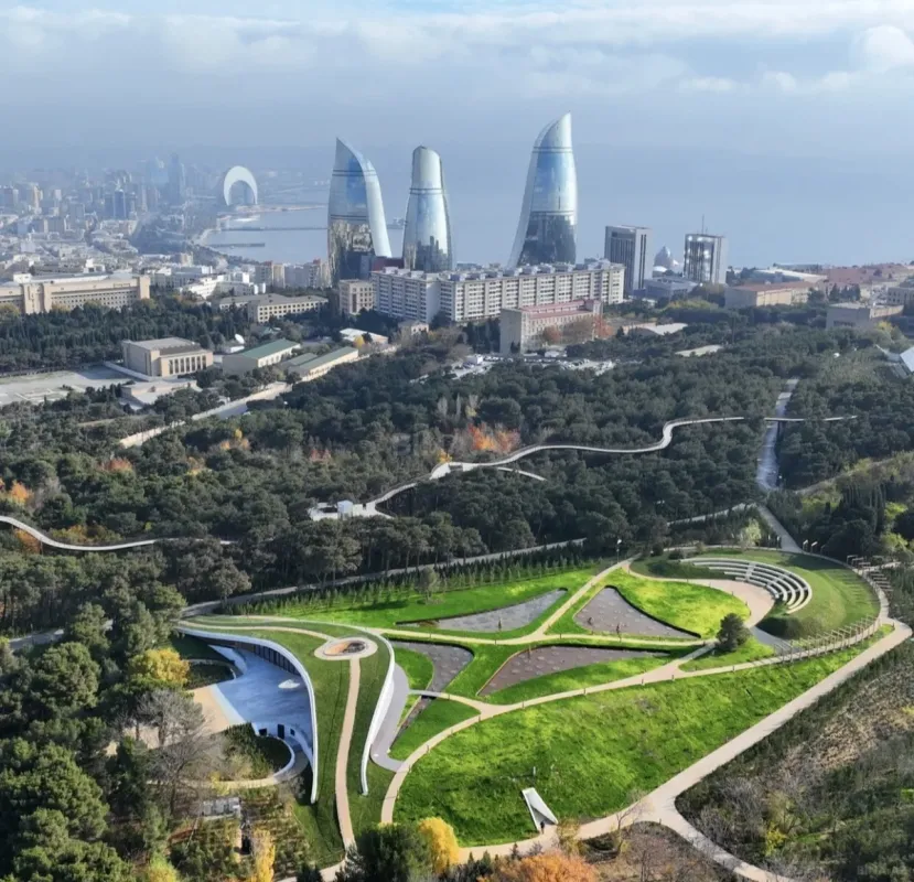 Satılır 3 otaqlı mənzil 103 m²
