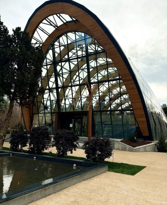 Satılır 3 otaqlı mənzil 103 m²
