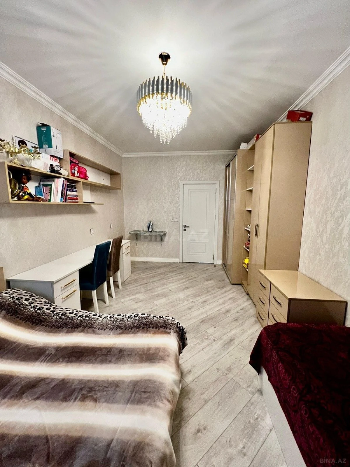 Satılır 3 otaqlı mənzil 75 m²
