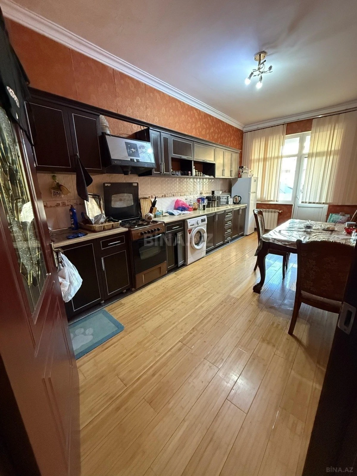 Satılır 3 otaqlı mənzil 126 m²