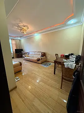 Satılır 3 otaqlı mənzil 126 m²