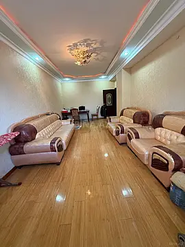 Satılır 3 otaqlı mənzil 126 m²