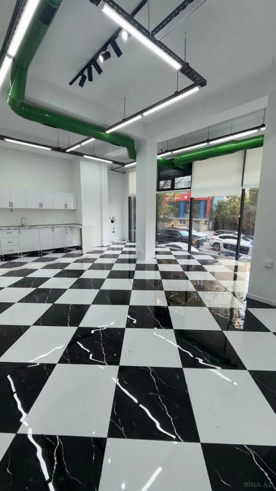 Kirayə verilir obyekt 90 m²