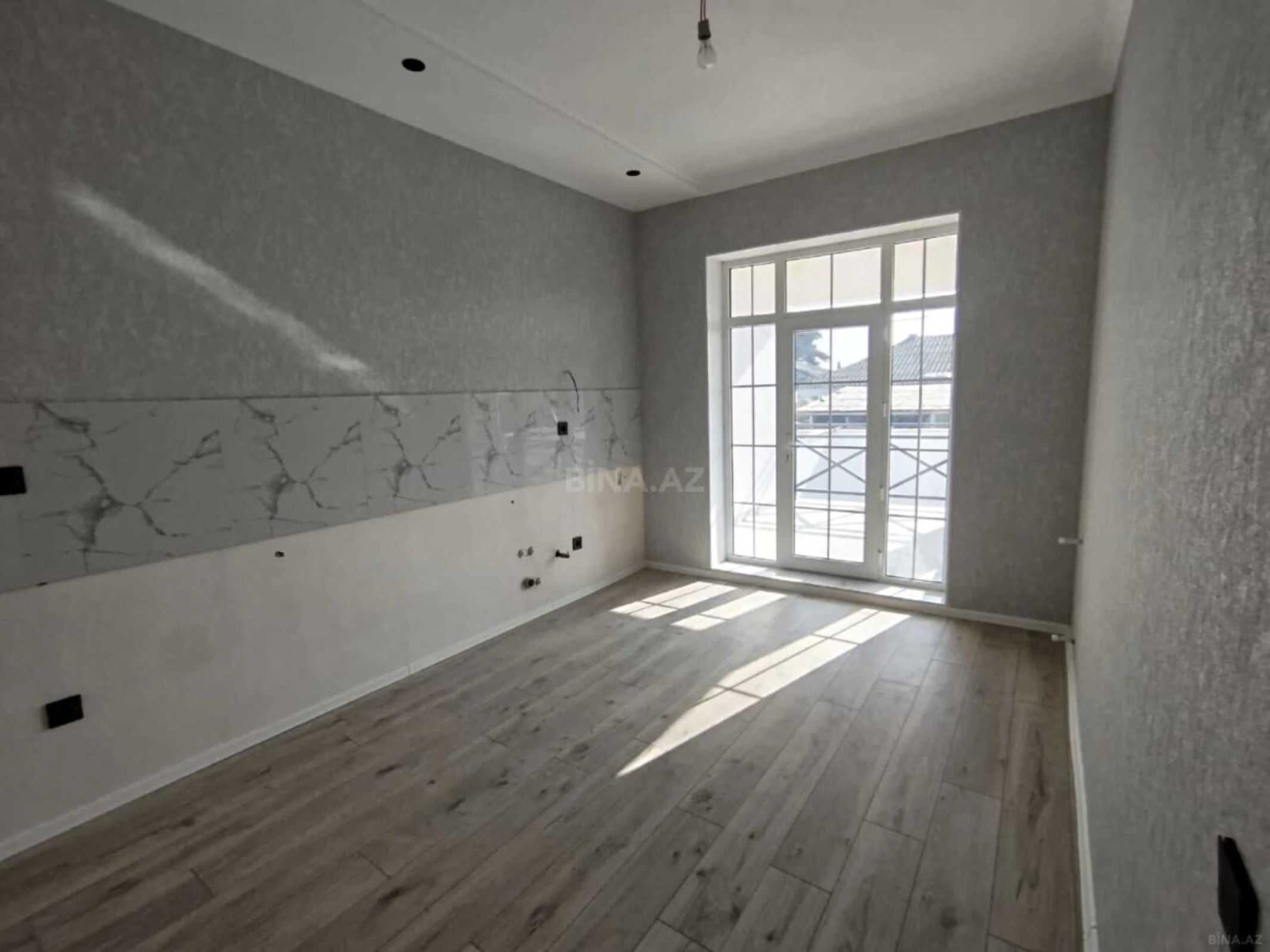 Satılır 4 otaqlı həyət evi 175 m²