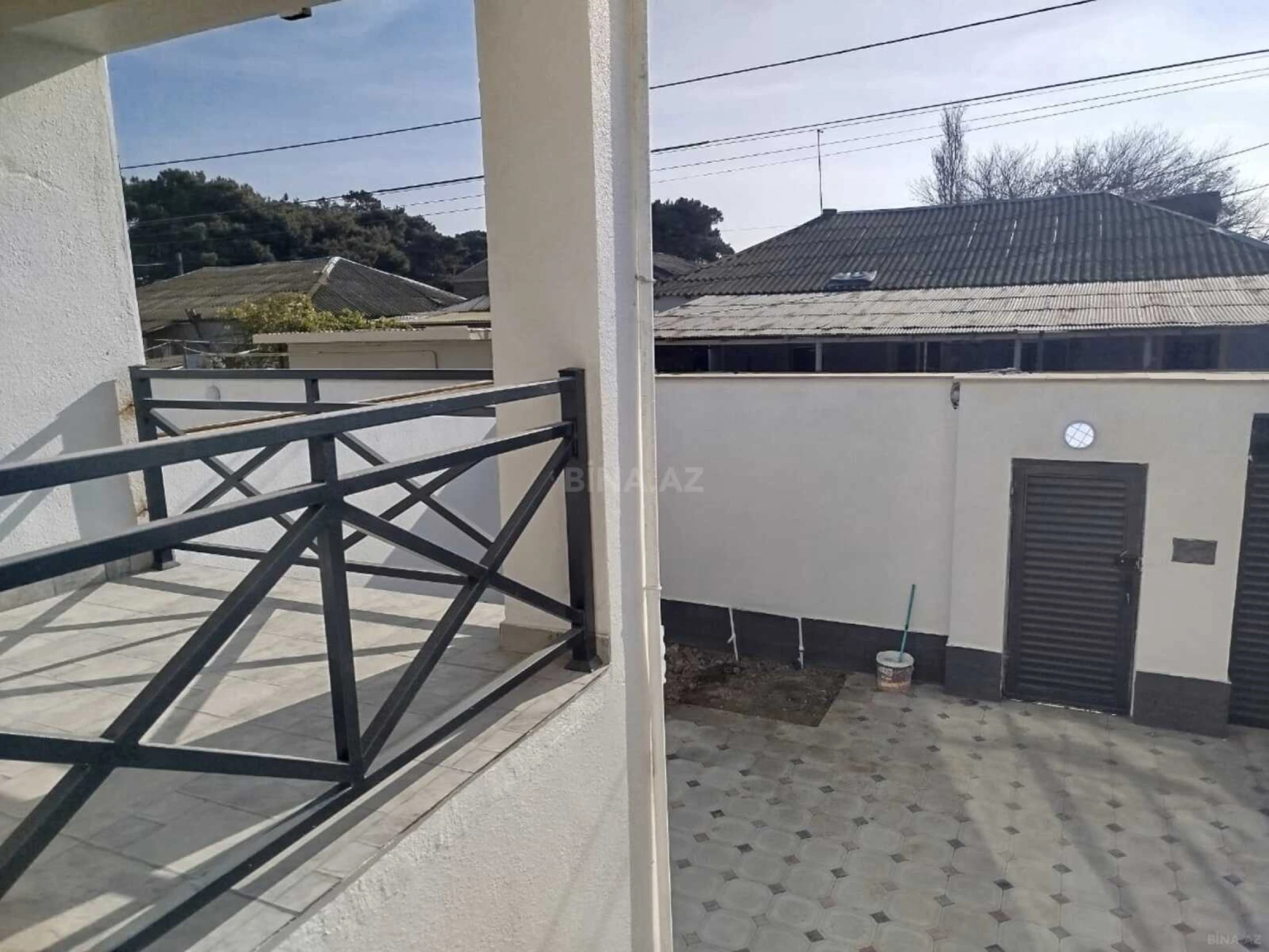 Satılır 4 otaqlı həyət evi 175 m²