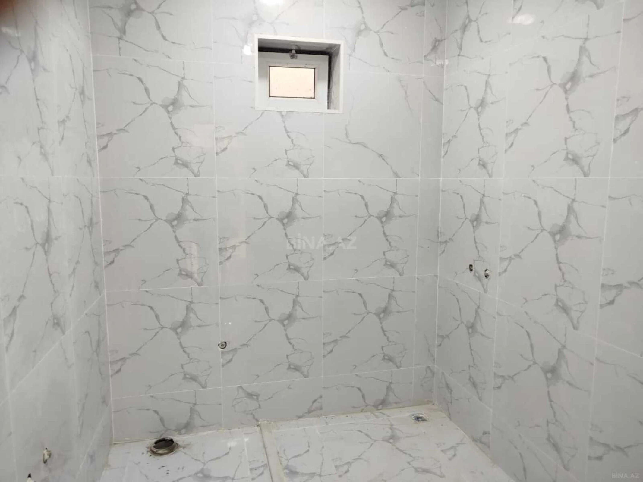 Satılır 4 otaqlı həyət evi 175 m²