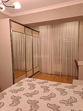 Kirayə verilir 2 otaqlı mənzil 52 m²