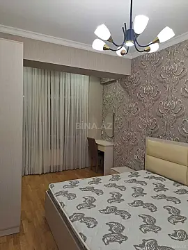 Kirayə verilir 2 otaqlı mənzil 52 m²