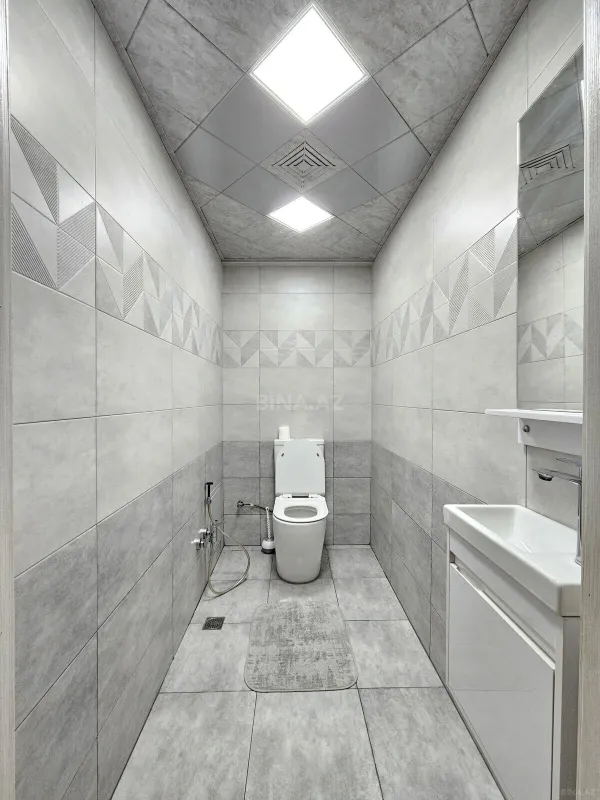 Satılır 2 otaqlı mənzil 101 m²