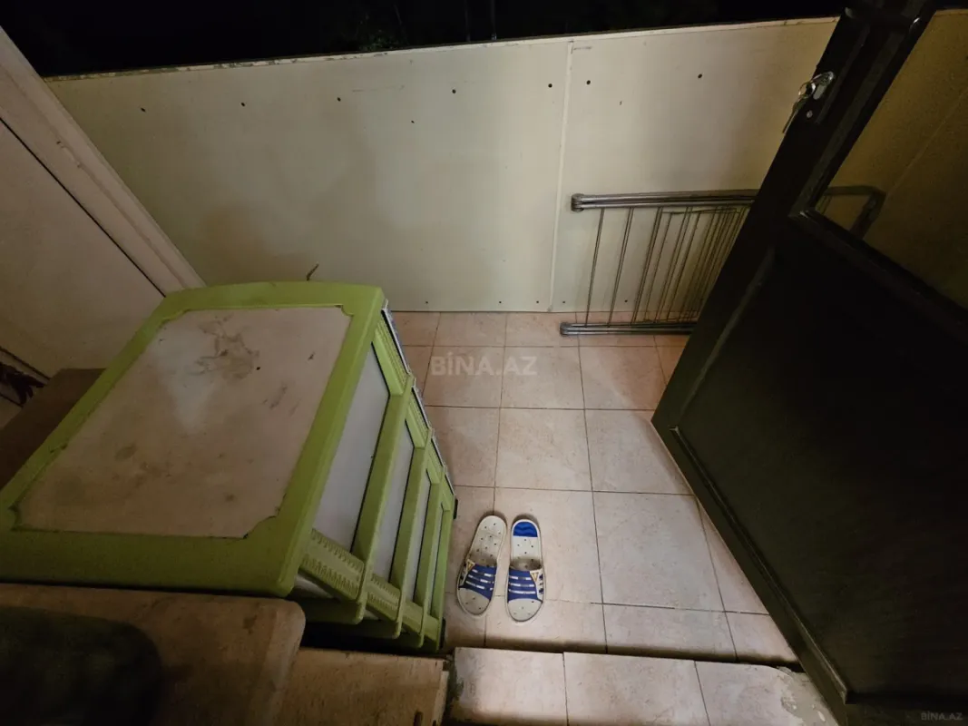 Satılır 2 otaqlı mənzil 101 m²