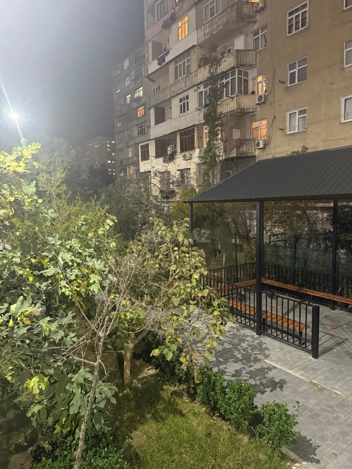 Satılır 2 otaqlı mənzil 50 m²