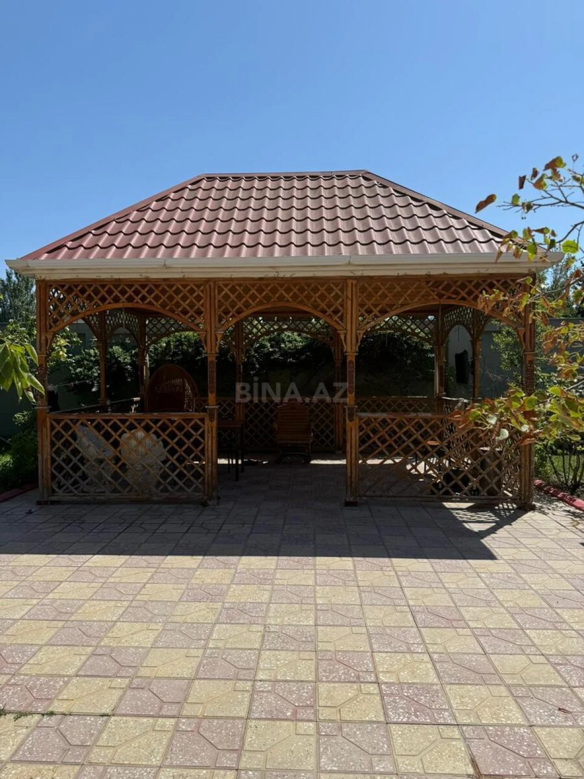 Satılır 6 otaqlı həyət evi 280 m²