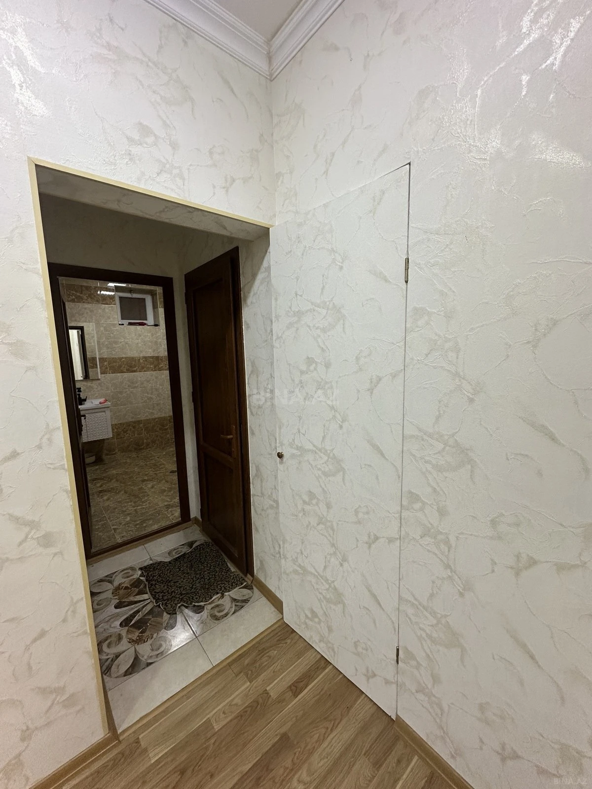 Satılır 5 otaqlı həyət evi 260 m²