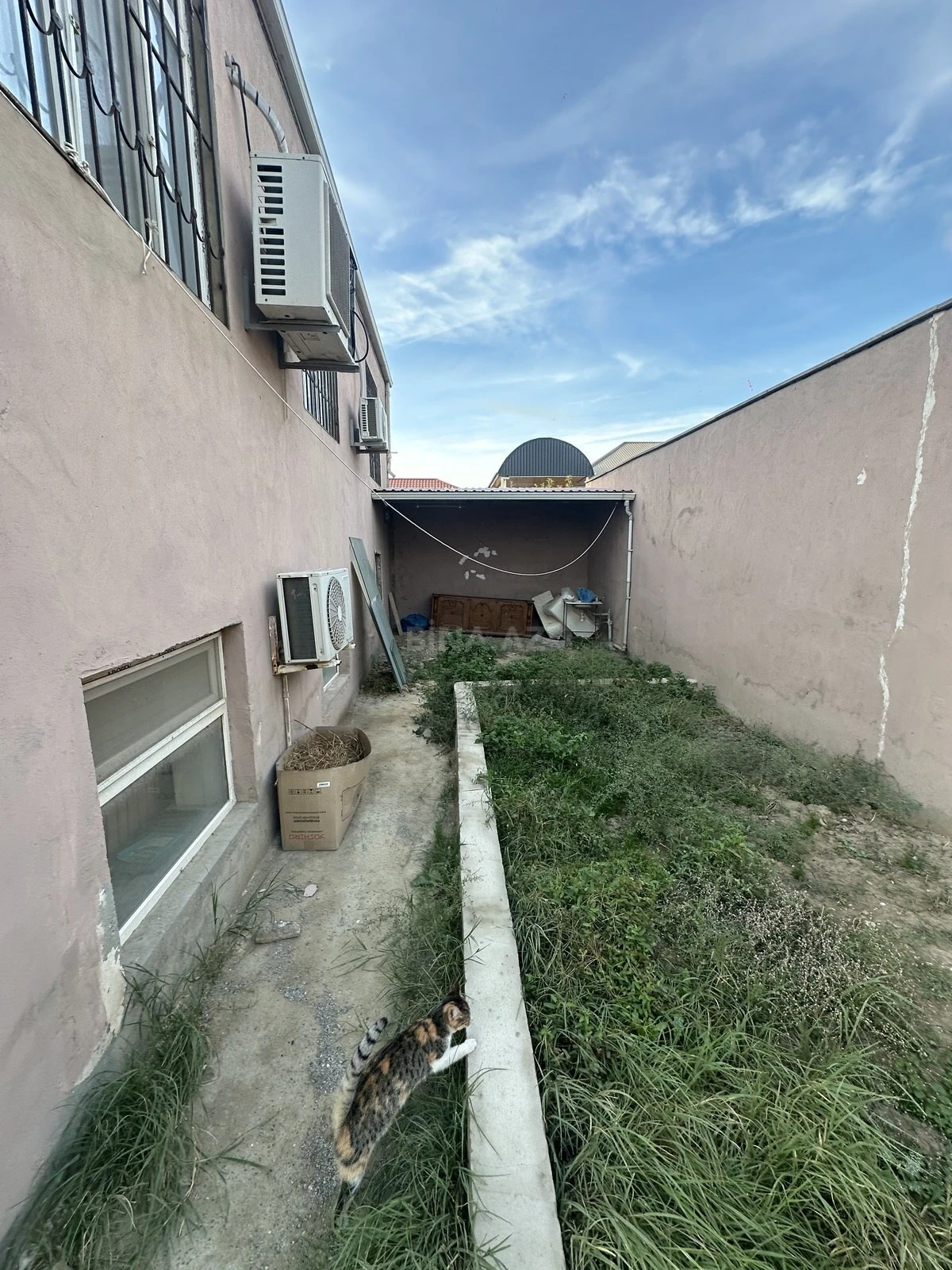 Satılır 5 otaqlı həyət evi 260 m²