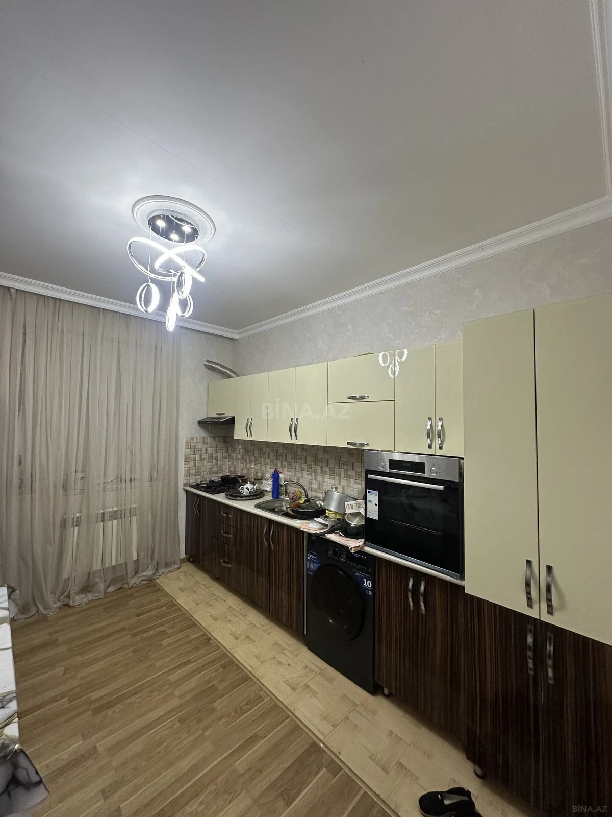 Satılır 5 otaqlı həyət evi 260 m²