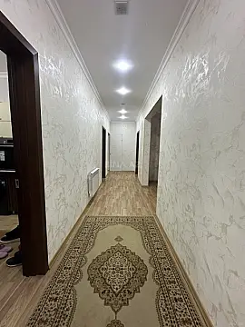 Satılır 5 otaqlı həyət evi 260 m²