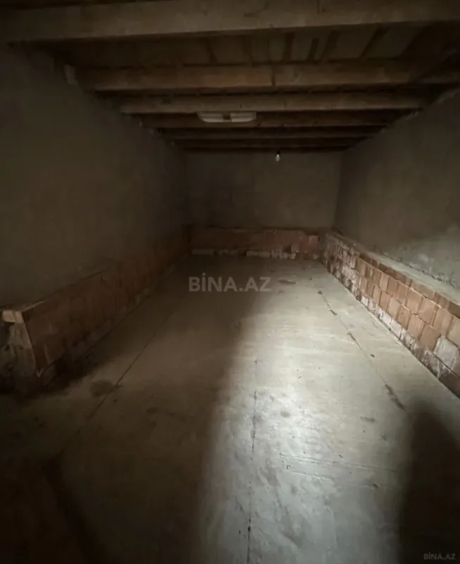 Satılır 5 otaqlı həyət evi 260 m²