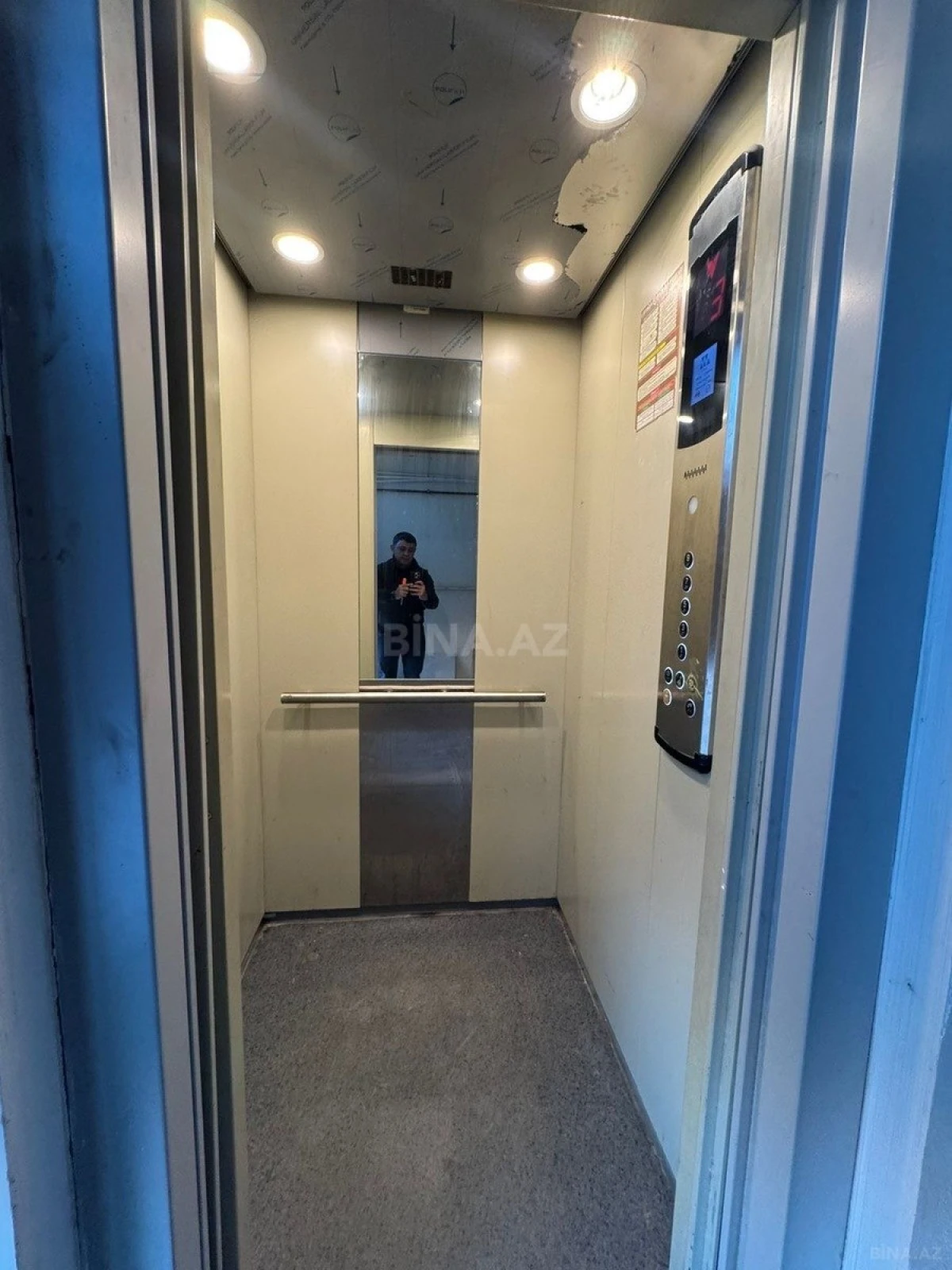 Satılır 2 otaqlı mənzil 55 m²