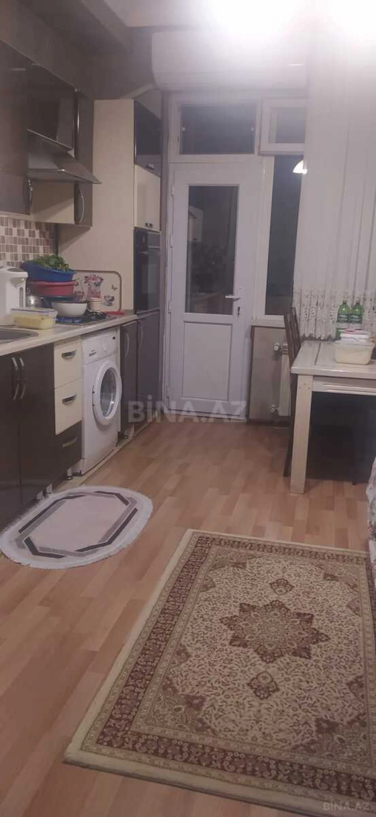 Satılır 4 otaqlı mənzil 165 m²