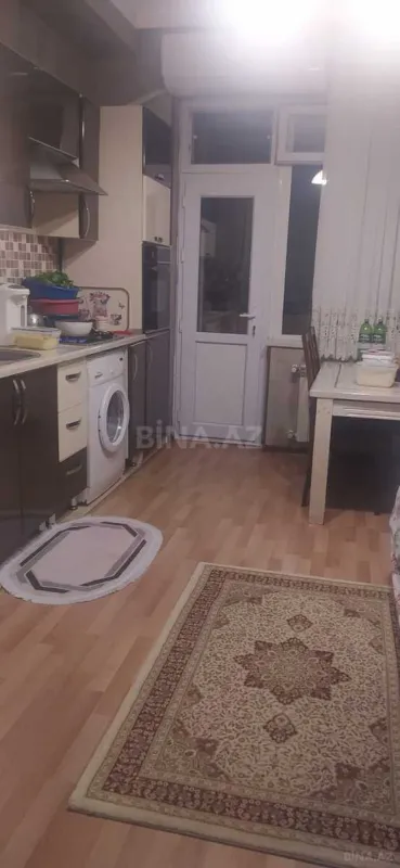 Satılır 4 otaqlı mənzil 165 m²